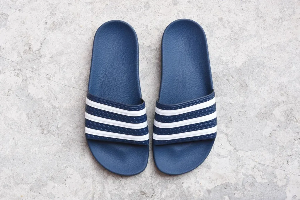 Adidas Originals Adilette Azul Rayas Blancas