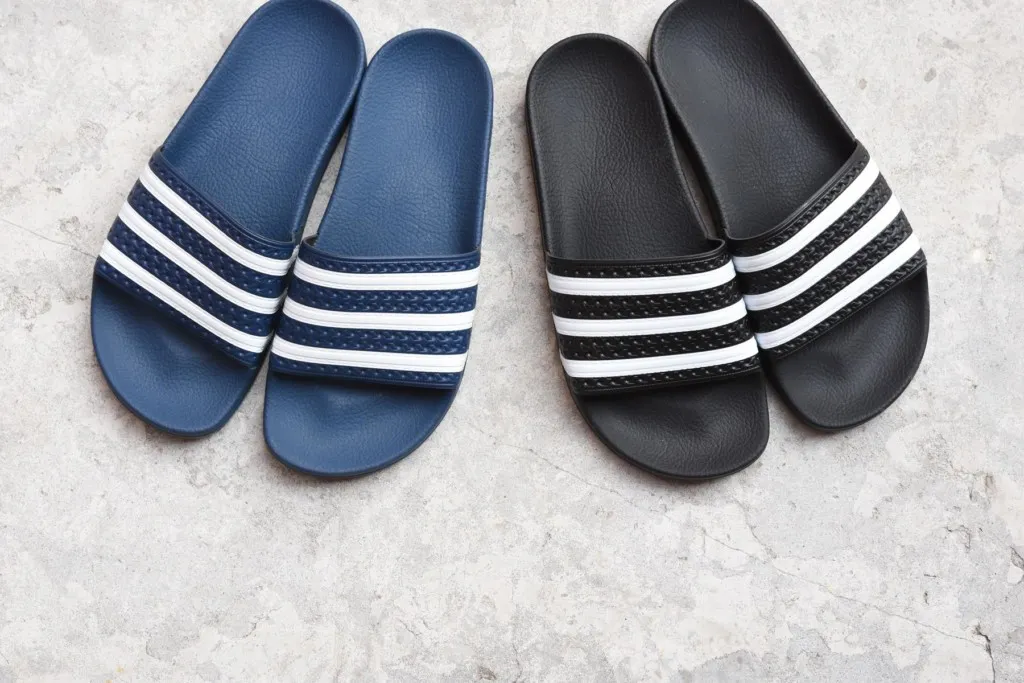 Adidas Originals Adilette Azul Rayas Blancas