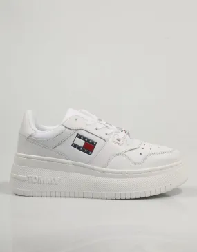  baskets TOMMY HILFIGER Tommy en Blanc 81435