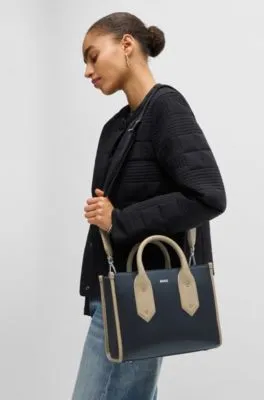 Bolso tote en piel sintética de dos tonos con detalles de la marca