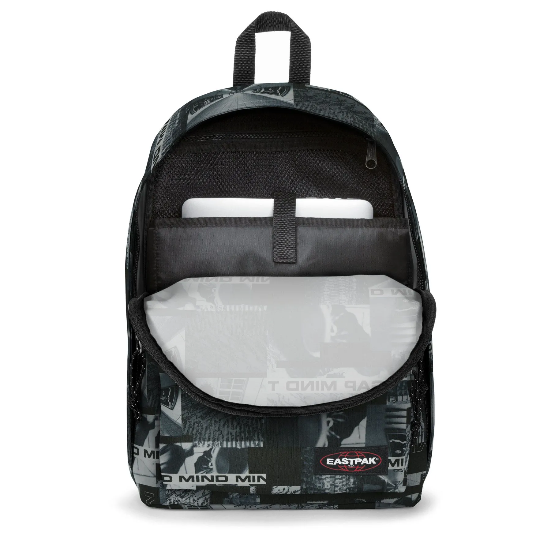 MOCHILA EASTPAK Out Of Office 27 litros con bolsillo ordenador EK767N95 Enercitic Black negra gráficos urbanos