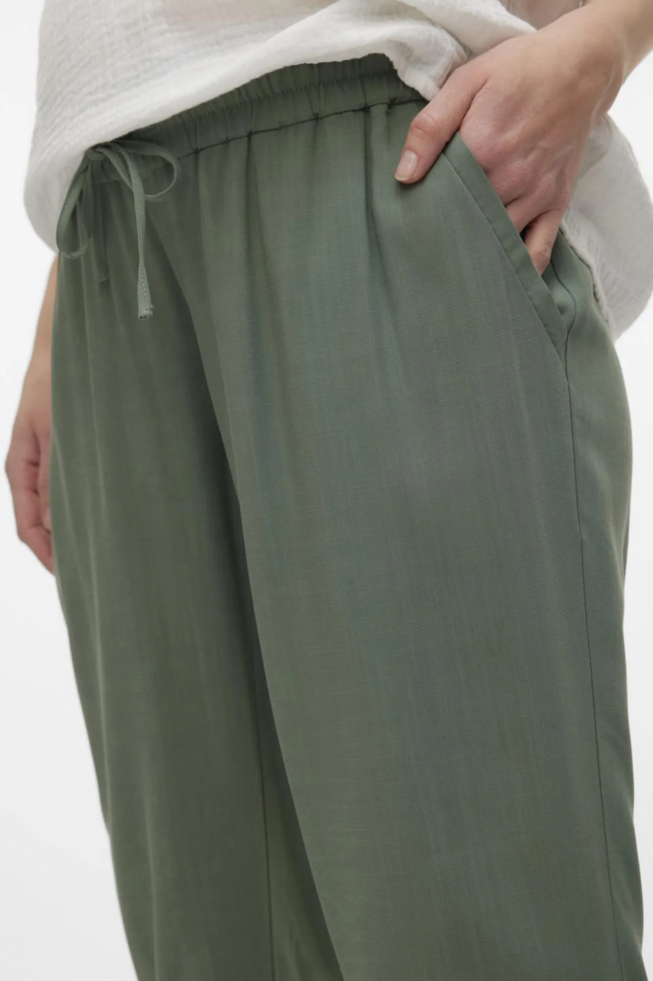 Pantalón fluído de tiro bajo maternity 