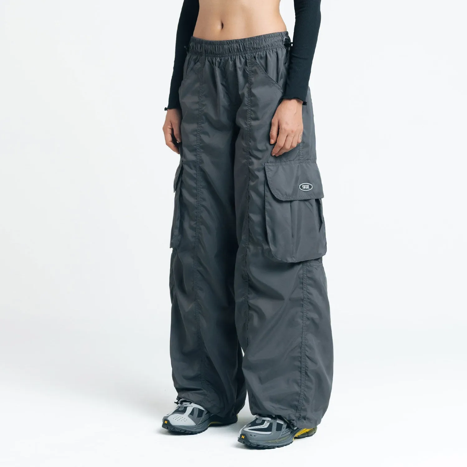 Parachute Cargo Pants - Grises