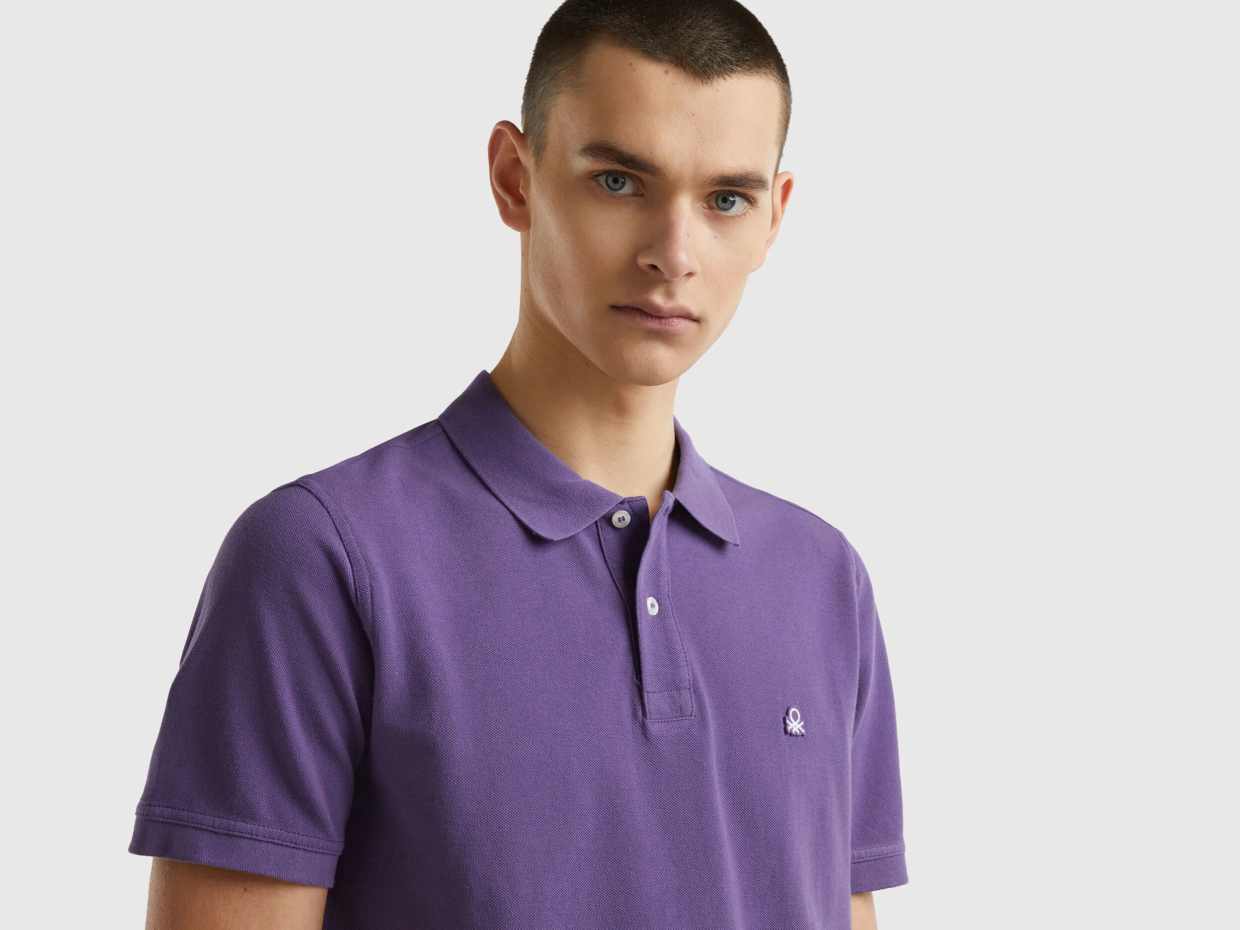 Polo morado regular fit