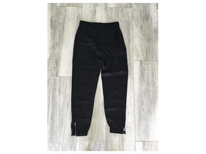 Saint Laurent Pantalones, leggings Negro 