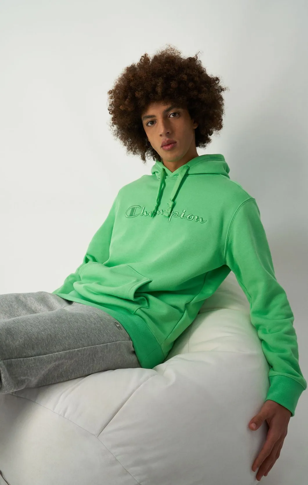 Sudadera CHAMPION Hombre con capucha de algodón grueso con bordado pecho Ref. 218486-GS026 verde